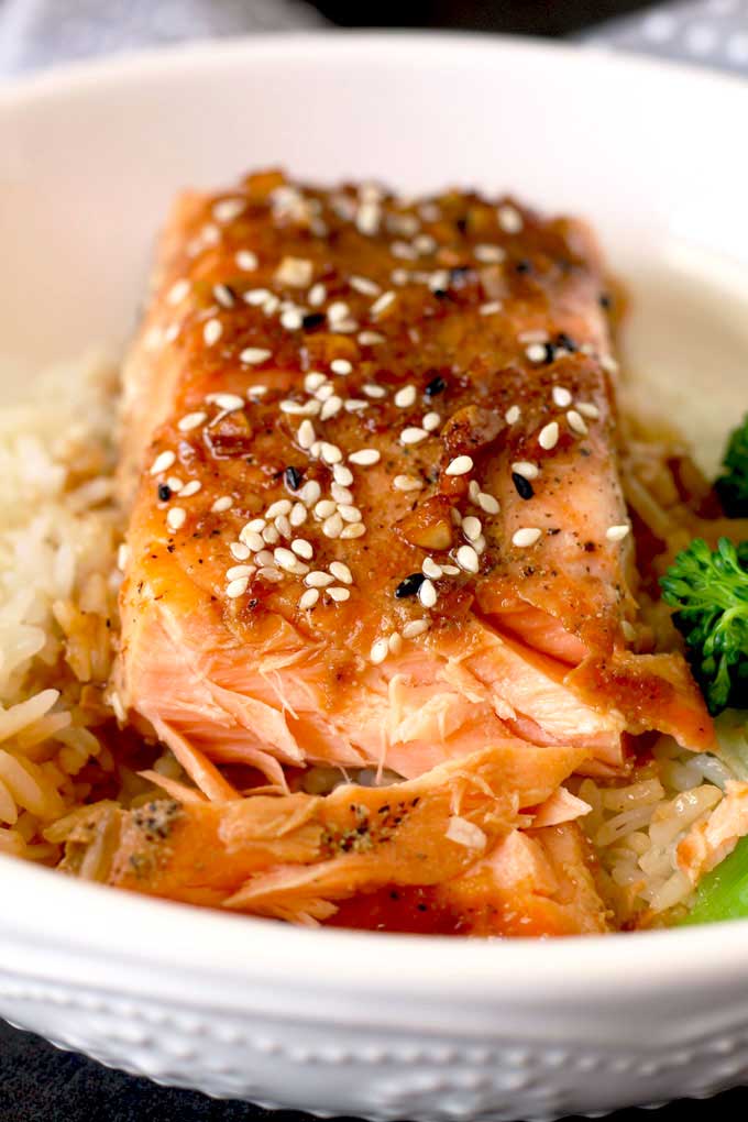 Flaky Oven Baked Salmon topped with sesame seeds