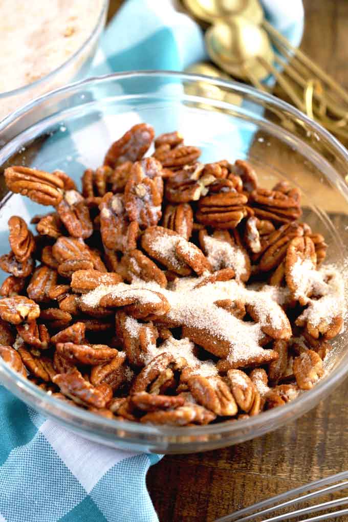 Pecan mixture topped with cinnamon-sugar.