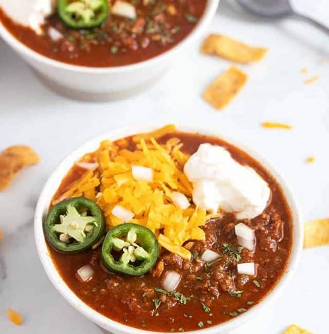 A bowl of Instant Pot Chili with all the toppings.