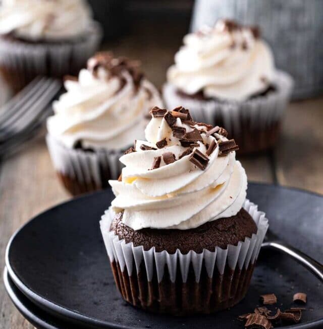 cropped-Guinness-Chocolate-Cupcakes-3.jpg