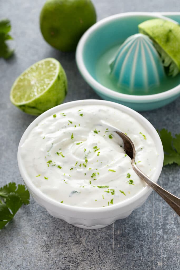 Smooth and rich lime crema in a white bowl