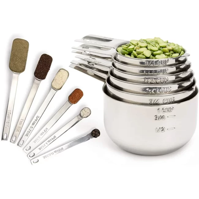 dry measuring cups and spoons set