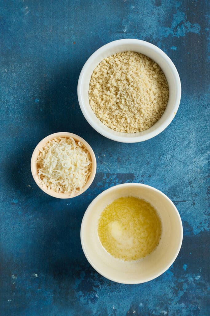 Ingredients to make lobster macaroni and cheese topping