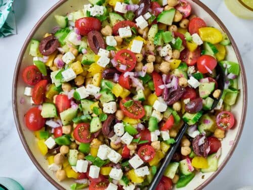 Mediterranean Salad with Chickpeas - Lemon Blossoms